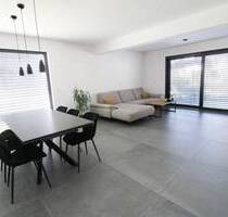 Ideal für München-Pendler! Mering - Exklusives, neuwertiges Einfamilienhaus mit hochwertiger Ausstattung und Ausbaureserve im Dachgeschoss