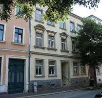 Schöne 2-Raumwohnung mit Balkon in ruhiger Lage! Parkplätze vor dem Haus! Ab 1.7.25 - Zwickau Innenstadt