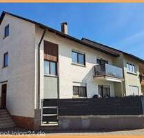 Charmant renoviertes 170 qm Zweifamilienhaus mit Terrasse und Balkon nahe Brombachsee - Spalt