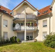Erdgeschoss-Wohnung mit Flair: Entspannte Ein-Zimmer-Wohnung mit Terrasse und Stellplatz - Dresden Weißig