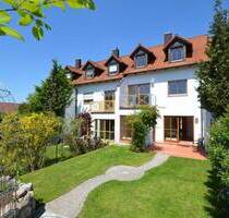 Neu renoviertes 5-Zi.-Reihenhaus mit 3 Bädern in Wenzenbach