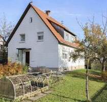 Ruhig und schön gelegenes Einfamilienhaus mit Garten in Ortsteil von Weißenhorn