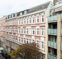 Hamburg Schanze: Modernisiertes, voll vermietetes Zinshaus mit knapp 1000 qm