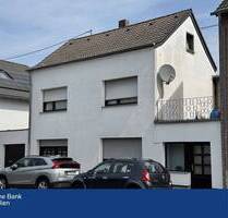 Attraktives Familienhaus inmitten von Godorf mit viel Raum! - Köln