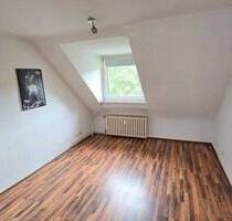 DU-Dellviertel, Fürstenstraße 1a - Frisch renovierte 2 ZKDB-Wohnung im 3.OG ab August zu mieten !!! - Duisburg