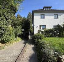Haus Grundstück zum Verwirklichen in Berlin-Zehlendorf