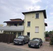 Zweifamilienhaus mit zwei großzügigen Wohneinheiten, Gartenanteilen und hochwertiger Ausstattung - Mommenheim