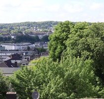 Geräumige Dachgeschoßwohnung mit großer Dachterrasse in WuppertalBarmen