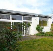 Bielefelder Westen: ruhig, nicht einsehbar - Bungalow mit Garten und Atrium und super Freisitz