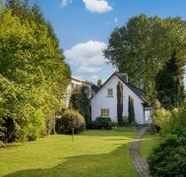 Einladendes Einfamilienhaus mit großem Garten - Hamburg Iserbrook