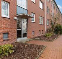 Attraktives Zinshaus mit 9 Wohneinheiten, einer Gewerbeeinheit und Entwicklungspotenzial - Hamburg Schnelsen