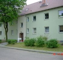 3-Raumwohnung mit Balkon - 320,42 EUR Kaltmiete, ca.  55,61 m² in Brandenburg-Plaue (PLZ: 14774)