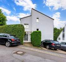 Attraktive 3-Zimmer-Wohnung im 1. Obergeschoss mit Balkon, Stellplatz und flexiblem Grundriss - Bochum Eppendorf