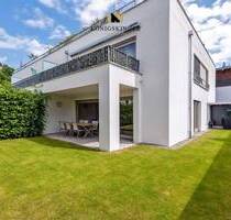 LEBENSSTIL FÜR STILBEWUSSTE! Exklusive 4,5-Zi.-Wohnung mit Terrasse, Garten, Carport, PKW-Stellplatz - Lorch Waldhausen