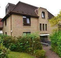 Ruhige, gut geschnittene Zwei-Zimmer-Wohnung in Zentrumsnähe - Ahrensburg