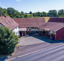 Ländliches Anwesen mit Wohnhaus, Scheunen und Stallungen - 2.384 m² Grundstück - Bad Soden-Salmünster Katholisch-Willenroth