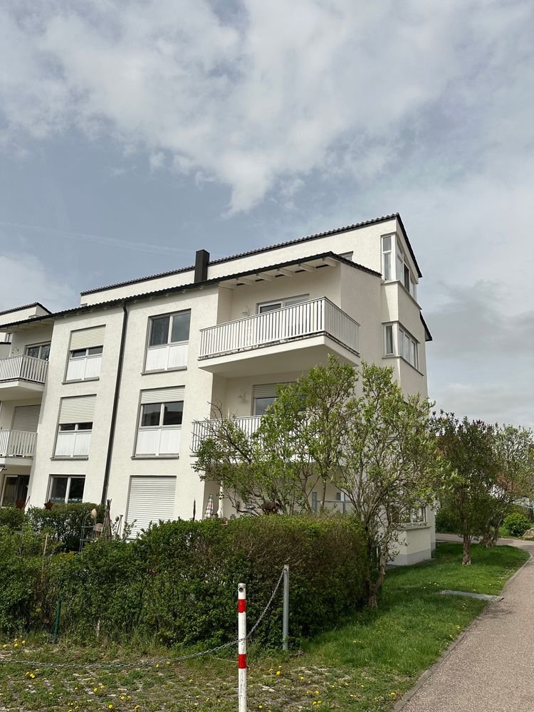 Schönes Dachgeschoss Apartment in Herbertshofen - Meitingen