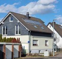 Einfamilienhaus mit modernisierter Wohnung im OG in guter Lage! - Bergisch Gladbach