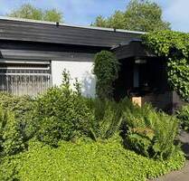 Wohnhaus mit Garage (Erbbau), in ruhiger Lage von Köln-BocklemündMengenich