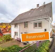 Massiv und bezahlbar: Gepflegtes Einfamilienhaus mit Scheune, großer Garage und Garten - Sontra Ulfen