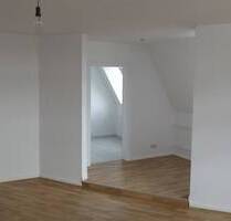 2,5 Raumwohnung im Dachgeschoss mit dem Fahrstuhl erreichen - Görlitz Südstadt