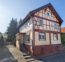 Charmantes, großzügiges Einfamilienhaus mit idyllischem Garten - Wehretal Vierbach