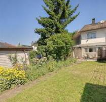Idyllisches Wohnen: Reihenmittelhaus mit großem Garten - Leonberg
