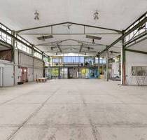Wo Funktion auf Flexibilität trifft - Gewerbehalle mit vielen Highlights - Karlsbad Ittersbach