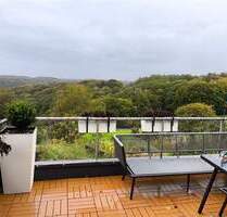 Ein Zuhause mit Weitblick - großzügige Maisonette mit Kamin und Loggia - Remscheid West