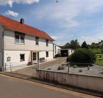 Bezahlbares Einfamilienhaus mit wunderschönem Garten und viel Potenzial - Meißner Abterode