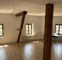 neu sanierte Dachgeschosswohnung mit tollen Wohnflair - Görlitz Altstadt