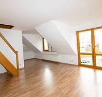 Gemütliche 4-Raum-Wohnung im Dachgeschoss im schönen Wohngebiet von Annaberg! - Annaberg-Buchholz