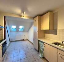 gemütliche 1- Raumwohnung im Dachgeschoss mit Einbauküche im Herzen von Görlitz !