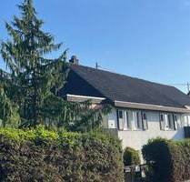 Zweifamilienhaus in Doppelhausform mit zusätzlicher WerkstattBüro in Höhenlage von NT-Zizishausen! - Nürtingen