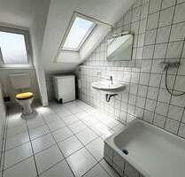 Helle 3-Zimmer-Wohnung im DG | ca. 66?m² | Gepflegter Zustand | Zentral in Cannstatt - Stuttgart Bad Cannstatt