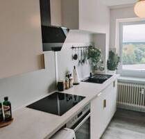 Provisionsfrei kaufen: Freie 3-Zimmer-Wohnung über den Dächern des Quellentals - Pinneberg Wahlbezirk 014