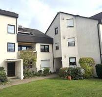 Großzügige und helle 3,5-Zimmer-Wohnung mit Südbalkon und PKW-Garage in ruhiger und beliebter Lage von Hemhofen