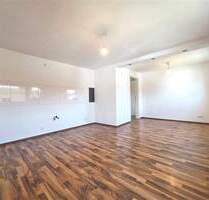 Moderne 3,5 Zimmer-Wohnung mit Loggia und Garage in Langenau