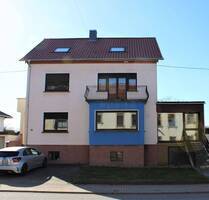 Zweifamilienhaus in Hüttigweiler- Werkstatt und Büro im Haus - Illingen
