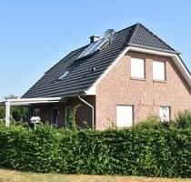 Modernes Landhaus in Neulehe - 413.100,00 EUR Kaufpreis, ca.  121,00 m² Wohnfläche in Neulehe (PLZ: 26909)