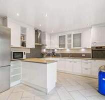 Großzügiges Mehrgenerationenhaus mit Garten in Top-Lage - Bergheim Kenten