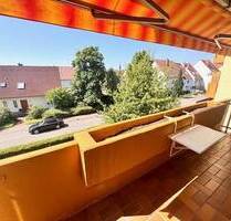 Große lichtdurchflutete offene Wohnung mit Loggia - Ladenburg