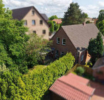 SOLIDE DOPPELHAUSHÄLFTE IM HERZEN VON HAGE - MIT GARTEN UND CARPORT.