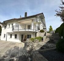 Einfamilienhaus mit Einliegerwohnung in Zimmern - Zimmern ob Rottweil