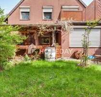 Gemütliche Erdgeschosswohnung mit überdachter Terrasse und Gartenidylle in Weyhausen