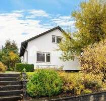 Familienidyll im Grünen - helles, modernisiertes Einfamilienhaus mit großem Garten und Südterrasse - Albstadt Onstmettingen