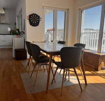 Moderne 4-Zimmer-Wohnung mit Alpenblick im Zentrum von Karlsfeld