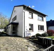 Freistehendes Ein-Zweifamilienhaus mit großem Grundstück - Köln Bocklemünd