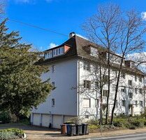 ++Kronberg Victoriapark++ Geräumige 4-Zimmer-Wohnung mit großem Sonnenbalkon in 1A Innenstadtlage - Kronberg im Taunus
