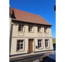 Mehrfamilienhaus mit Potential, acht Wohnungen in der Hansestadt Anklam! Denkmalschutz!